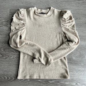 Small Zara Puffed Pearl Sleeved Sweater
